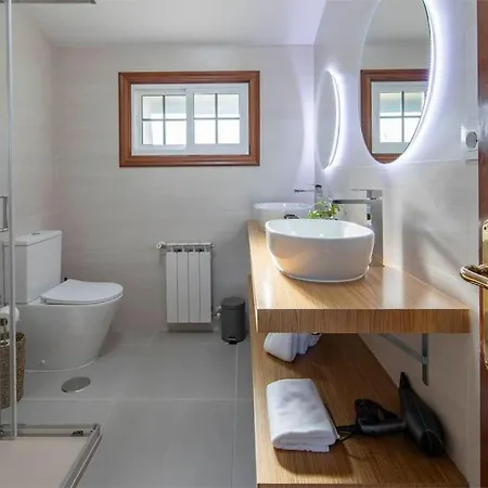 Gran Casa Con Vistas A La Ria De * Vigo