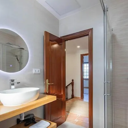 Gran Casa Con Vistas A La Ria De Vigo