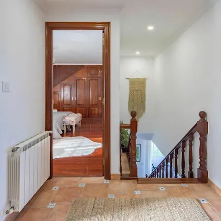 Gran Casa Con Vistas A La Ria De Hébergement de vacances *